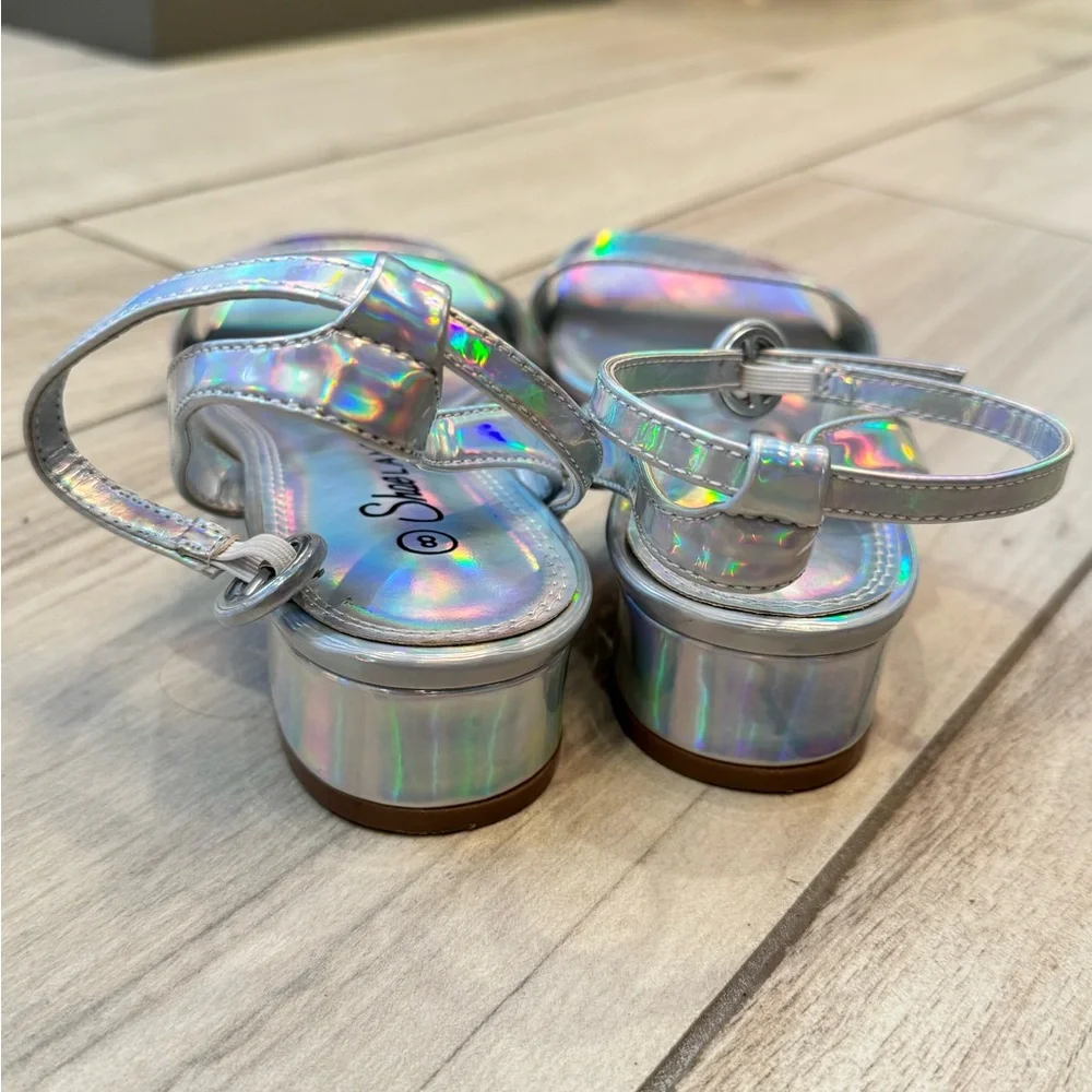 Shoe LAND Holographic Ankle-Strap Sandals - Iridescent Silver